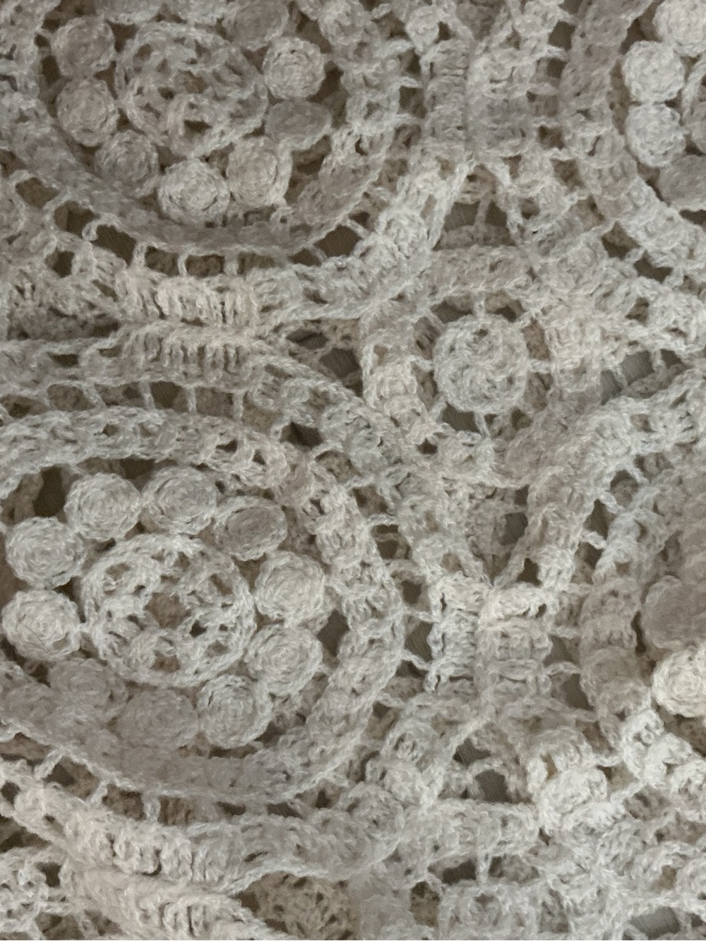 Zara Cream Crochet Circle-Pattern Sweater with Black Trim - Picture 8 of 8